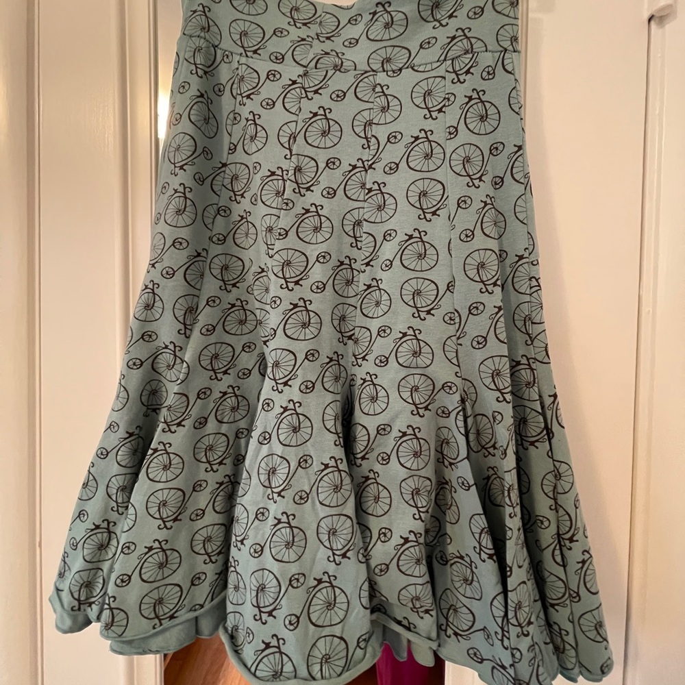 Effie’s Heart 7-year skirt- Small